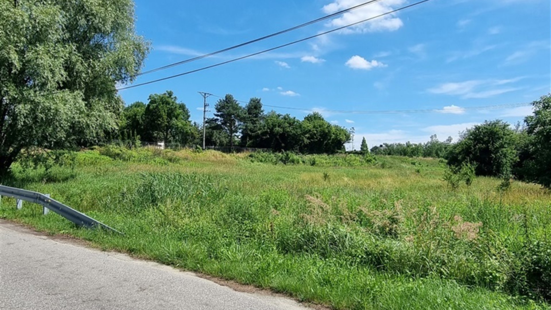 Działka na sprzedaż