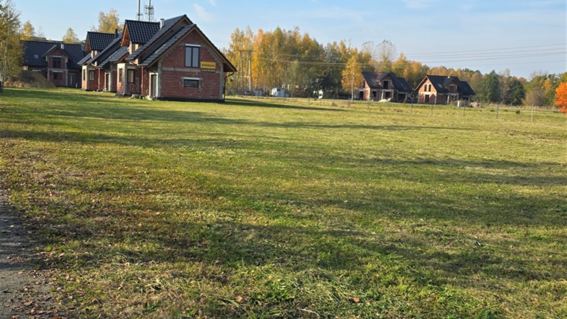 Działka na sprzedaż